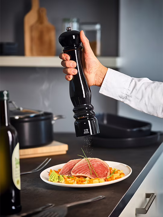 Peugeot battery sales operated pepper mill
