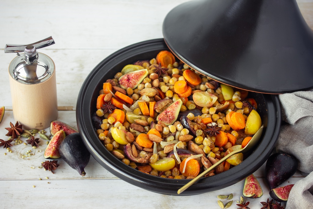 Tagine of carrots, figs, onions and candied lemons