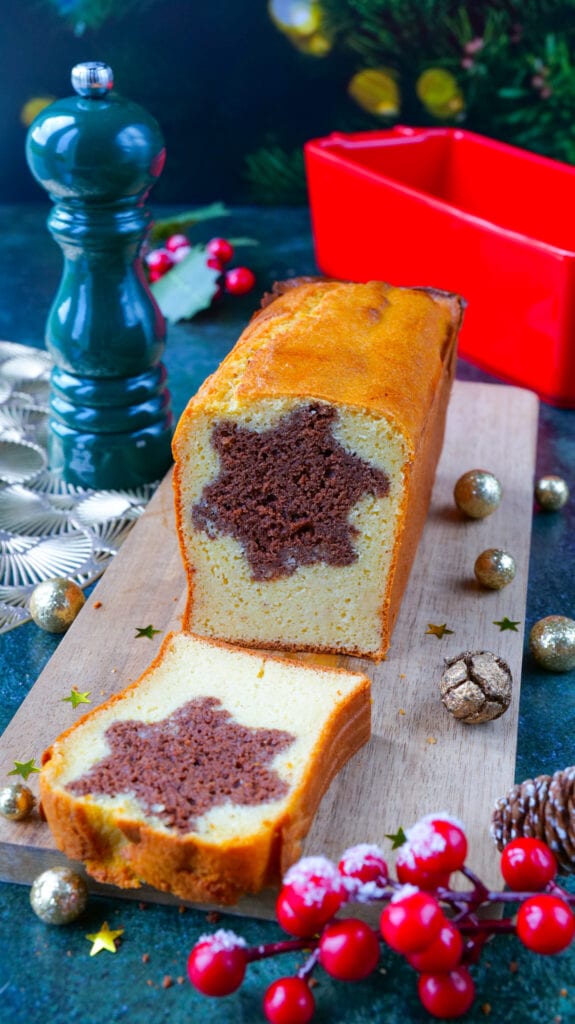 Vanilla and Chocolate Star Cake