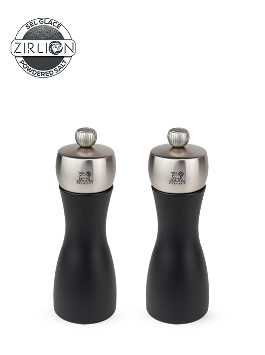 Image of The duo of Fidji 15 cm salt and pepper mills is truly contemporary. Its design with slender curves and the combination of wood and stainless steel for